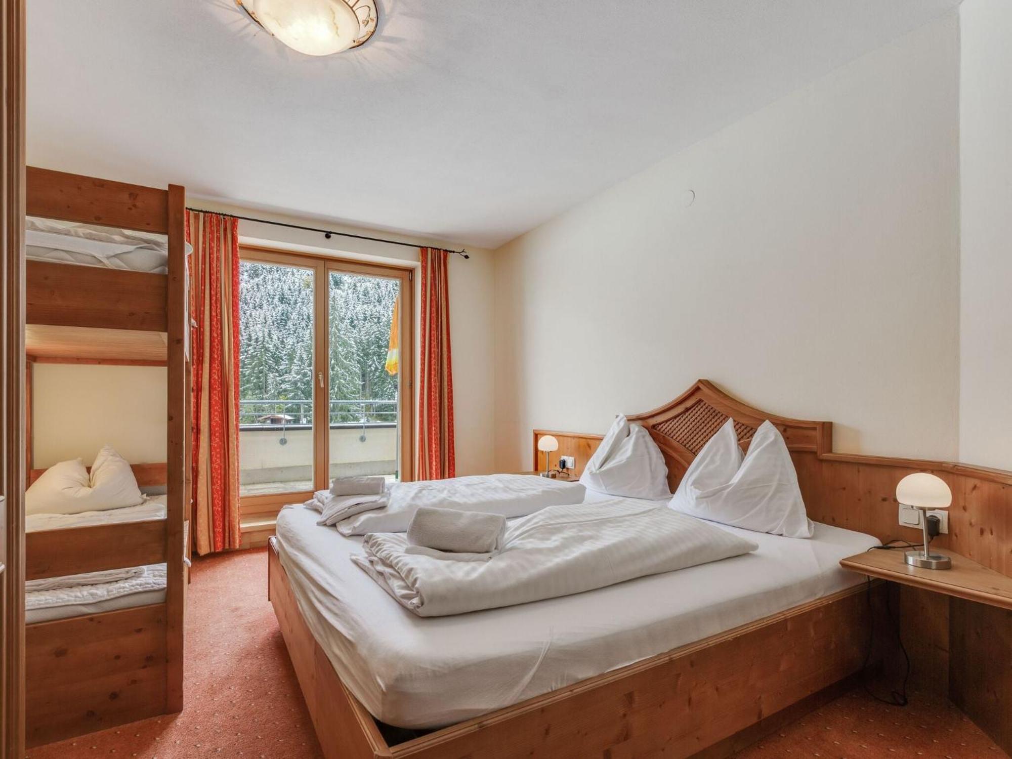 Chalet Apartment In Saalbach Hinterglemm Екстер'єр фото