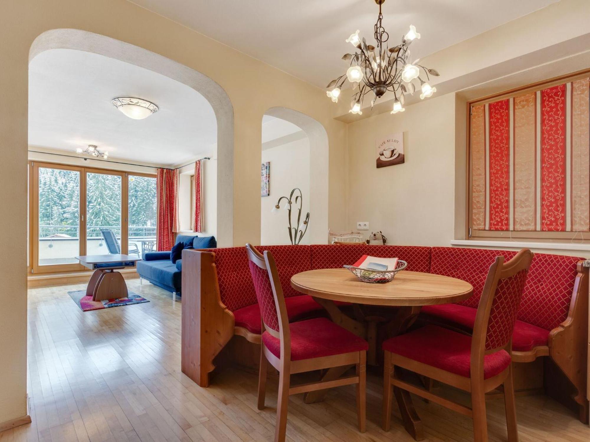 Chalet Apartment In Saalbach Hinterglemm Екстер'єр фото