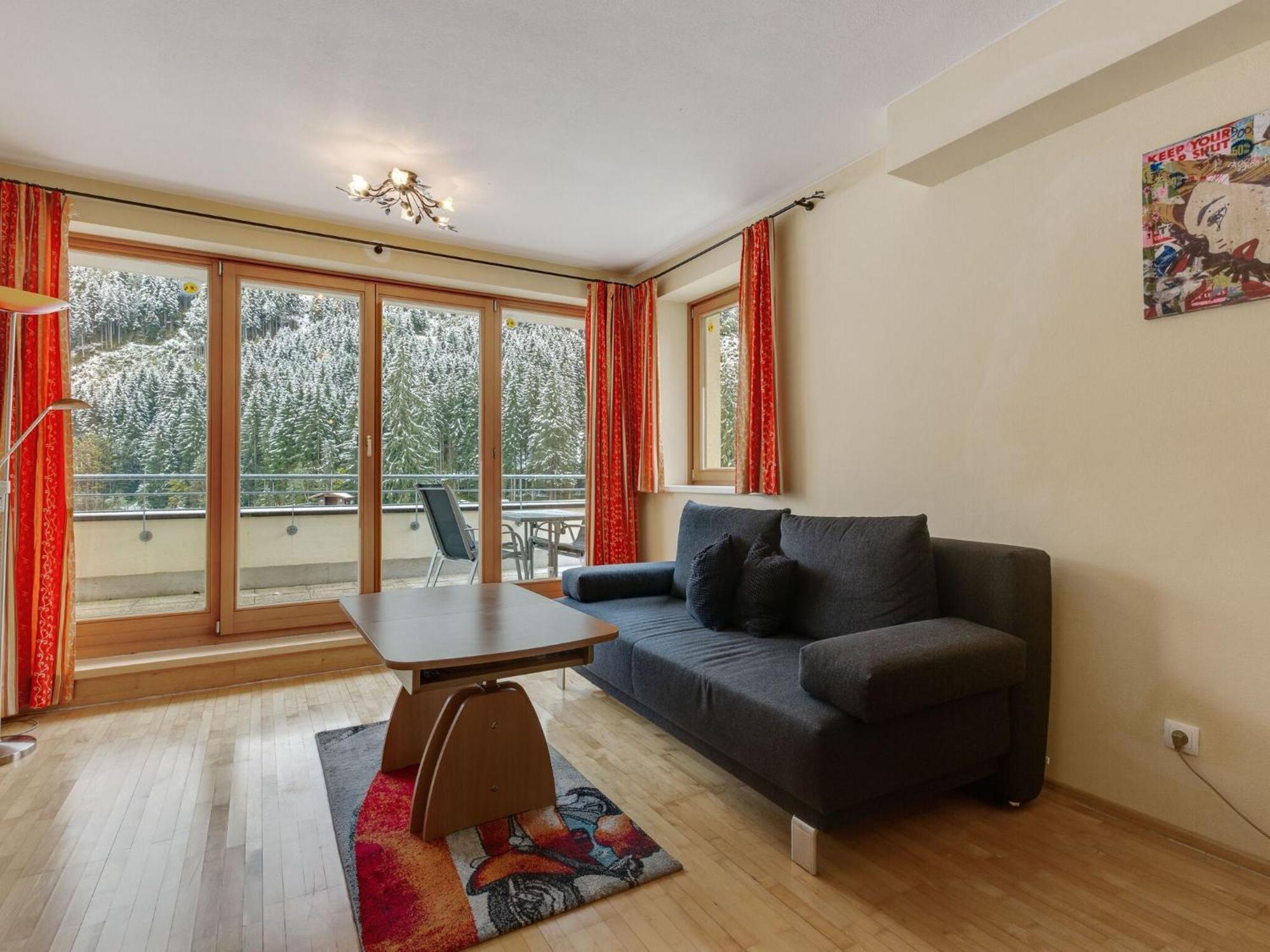 Chalet Apartment In Saalbach Hinterglemm Екстер'єр фото